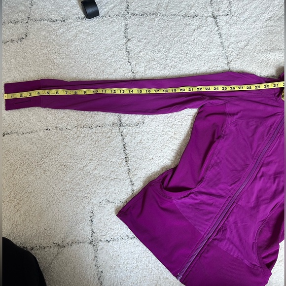 Lululemon Sweater (Size 6) - Picture 12 of 13